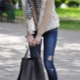Comment coudre un trou sur le jean entre les jambes, les genoux ou les fesses?