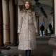 Manteau de fausse fourrure