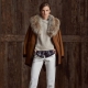 Manteau avec un col en fourrure