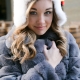 Manteau de fourrure gris