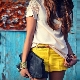 Short jaune