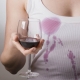 Comment laver les taches de vin rouge sur les vêtements?