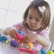Comment frotter la plasticine?