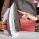 Comment nettoyer un fer recouvert de téflon d'un tissu brûlé?