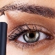 L'architecture des sourcils: qu'est-ce que c'est et comment le faire à la maison?