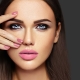 Modelage des sourcils: objectif et technique