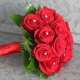 Bouquet de mariée de roses rouges: idées de design et des subtilités de choix