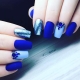 Ongles design en bleu et bleu