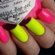 Comment beau organiser des ongles dans des couleurs acides?