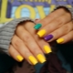 Belle manucure d'été: couleurs et motifs élégants
