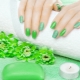 Manucure dans les tons de vert: une variété de nuances et des idées de mode