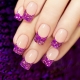 Idée de conception originale manucure de couleur violet pâle