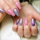 Manucure rose-violet - esthétique et harmonie