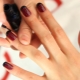 Idées de veste noire sur les ongles