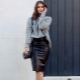 Comment repasser une jupe en cuir?