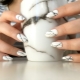 Comment faire un vernis gel de manucure de marbre?