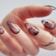 Comment faire un effet inhabituel de fumée sur les ongles?