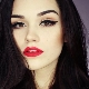 Quelles sont les couleurs des brunettes aux yeux bruns?