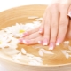 Comment rendre les ongles forts?