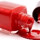 Comment enlever le vernis à ongles des vêtements?