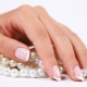À quoi ressemblent des ongles sains et comment leur apparence est-elle liée à la santé?