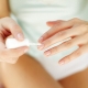 Renforcement des vernis à ongles: types, conseils pour choisir et utiliser