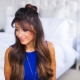 De belles coiffures avec un chignon et des cheveux qui coule