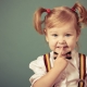 Coiffures pour les cheveux courts pour les filles