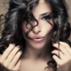 Coiffures élégantes et belles pour les cheveux longs