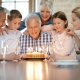 Que donner à un homme pendant 85 ans?