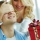 Comment faire un cadeau avec les mains d'un homme pour le nouvel an?