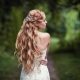 Coiffures pour cheveux longs avec leurs propres mains