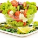 Salade: à partir de quels matériaux et comment les choisir?