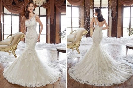 Robe de mariée avec une bretelle asymétrique
