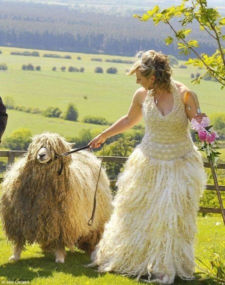 Robe de mariée en laine