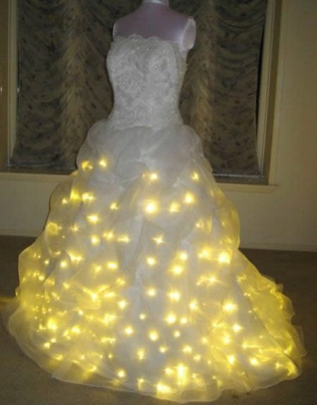 Robe de mariée rétro-éclairée
