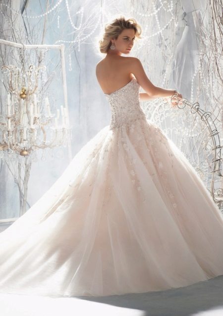 Robe de mariée longue en dentelle magnifique