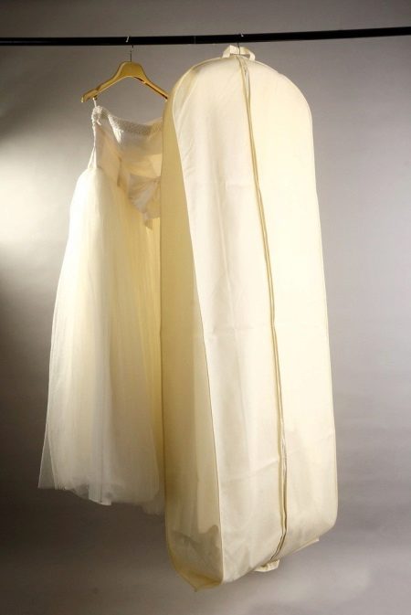 Couverture de robe de mariage