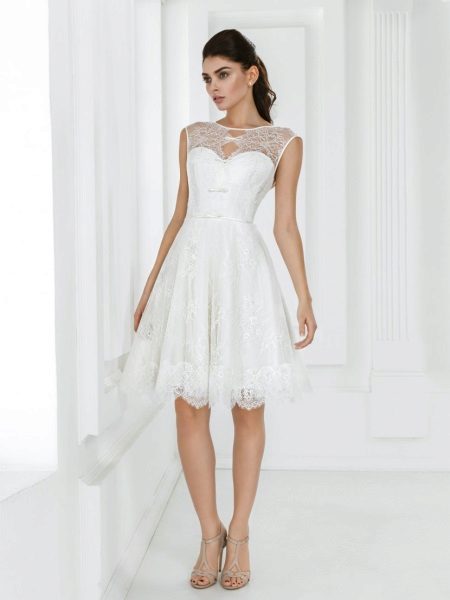 Robe de mariée courte simple
