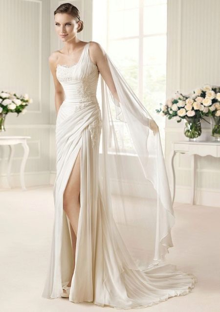 Robe de mariée droite avec une épaule