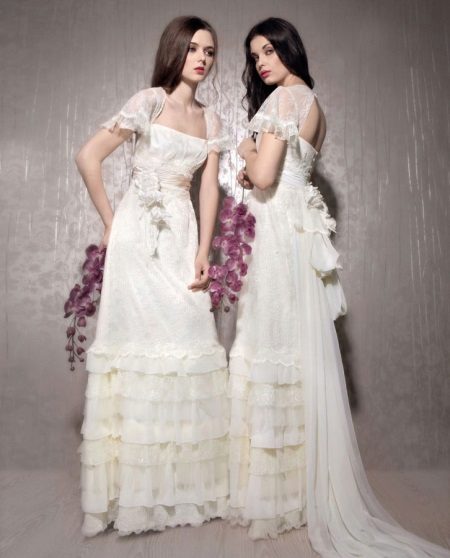 Robe de mariée à la provençale avec des loups