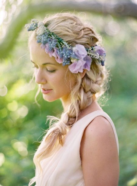 Coiffure pour la mariée - mariage à la lavande