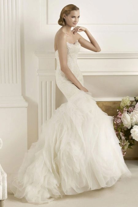Robe de mariée sirène longue traine