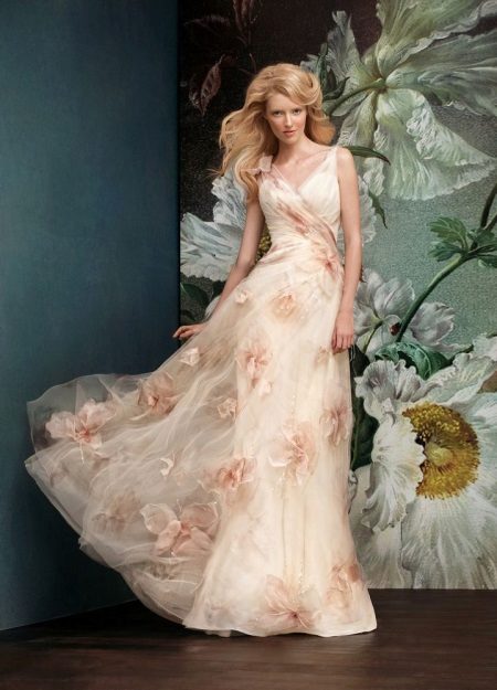Robe de mariée par Alena Goretskaya