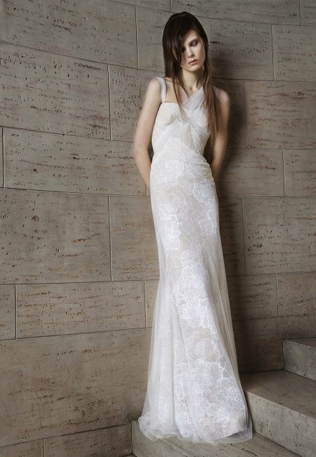 Robe de mariée droite par Vera Wong