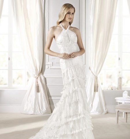 Robe de mariée en dentelle par La Sposa