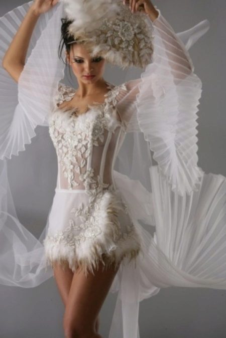 Robe de mariée ultra-courte