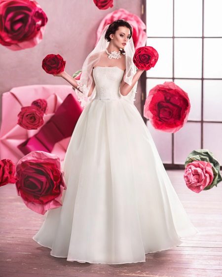 Robe de mariée magnifique