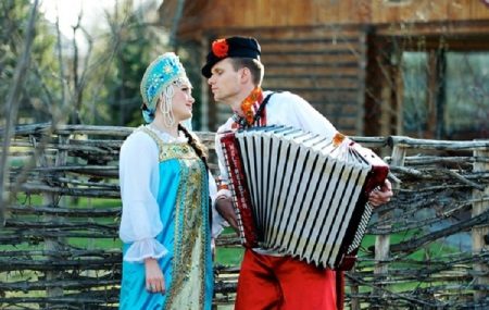 Mariage dans le style folklorique russe