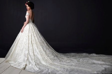 Robe de mariée longue traine